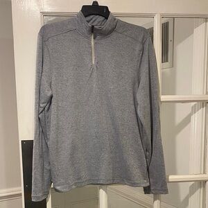 Super soft size Medium top good condition